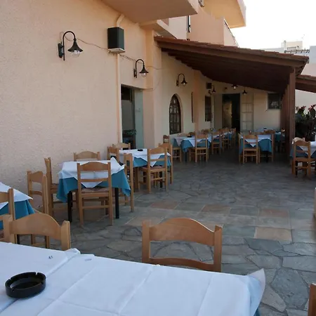 Albatross Hotel
