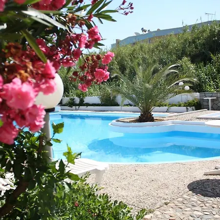 Albatross Hotell Maleme