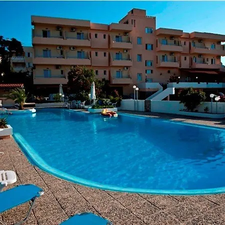 Albatross Hotell Maleme