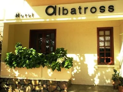 Albatross Hotell 3*